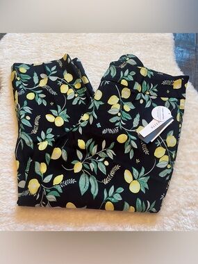 NWT Premise Petite Lemon Pants